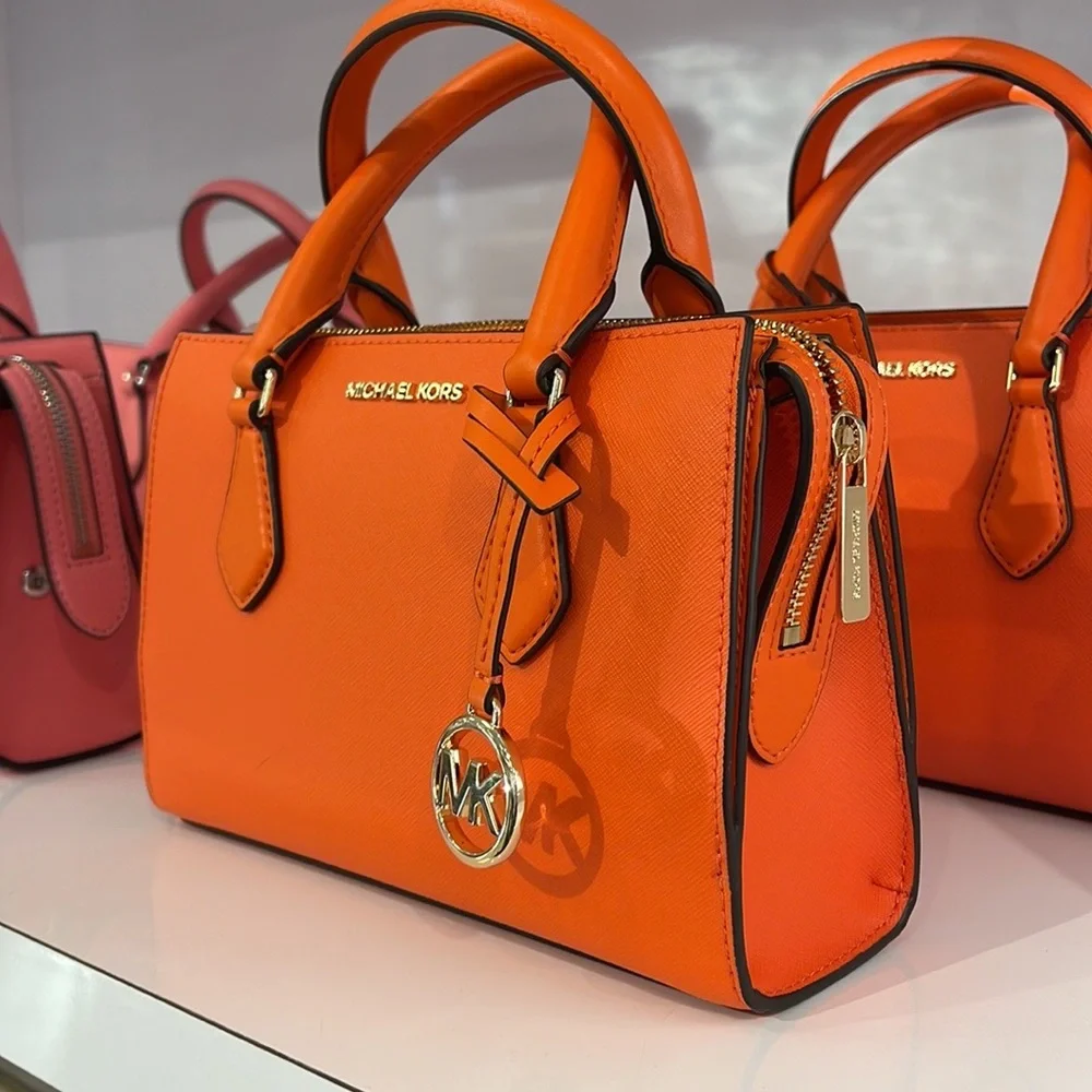 MICHAEL KORS SHEILA SMALL CENTER ZIP SATCHEL/CROSSBODY POPPY COLOR NWT